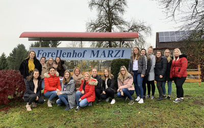 4AHW besuchte  Forellenhof Marzi und Teigwaren Oswald