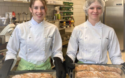 Brotbackkurs in den zweiten Jahrgängen