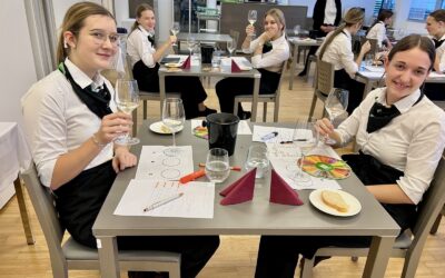 ERNÄHRUNGSWIRTSCHAFT: Sensorikschulung und Weinverkostung